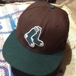 Boston Red Sox Alt Color Cap. Like New!